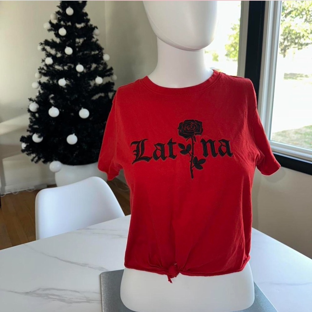 Latina crop top size xsmall